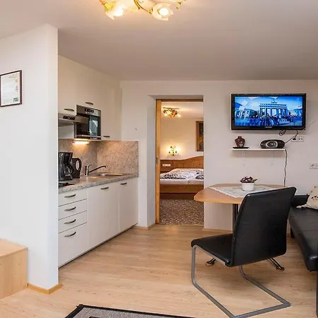 Apartment Mirabell *