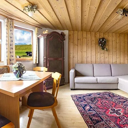 Mirabell Apartment *