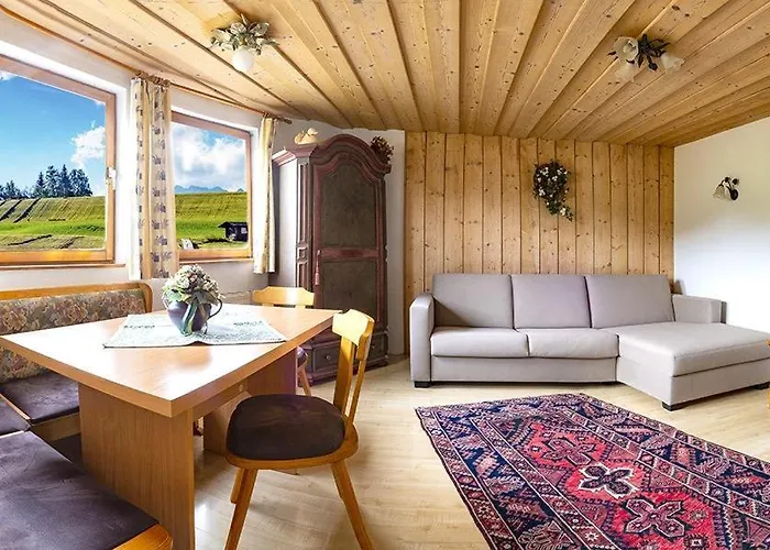 Mirabell Apartment *