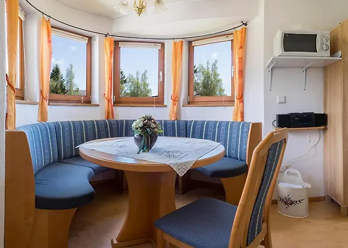 Mirabell Apartment *