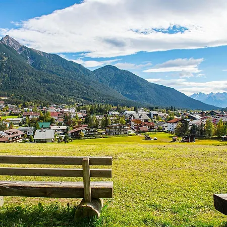 Mirabell Apartmán *